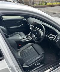 BMW 3シリーズ セダン 320i Mスポーツ_RHD(AT_2.0)