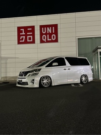 トヨタ ヴェルファイア 3.5Z“Gエディション”_7人乗り_4WD(AT_3.5)