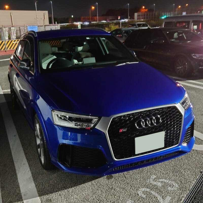 アウディ RS Q3