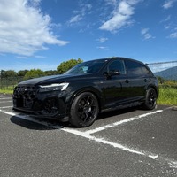 アウディ Q7