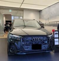 アウディ Q7