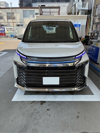 トヨタ ヴォクシー S-G_7人乗り(CVT_2.0)