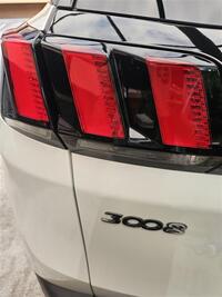 プジョー 3008