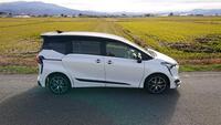 トヨタ シエンタ G クエロ_6人乗り_4WD(CVT_1.5)