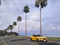 ルノー メガーヌ ルノー・スポール メガーヌ ルノー・スポール トロフィー_RHD(EDC_1.8)