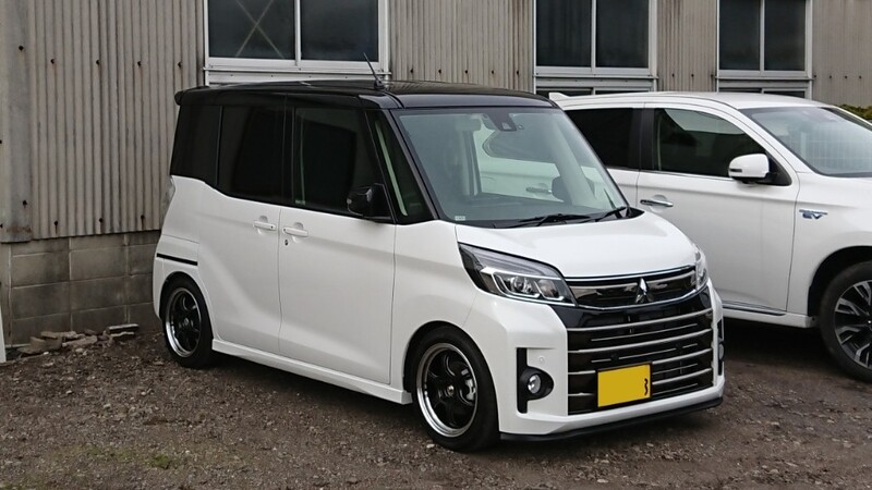 三菱 eKスペースカスタム カスタム T eアシスト(CVT_0.66)