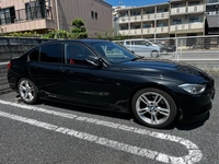 BMW 3シリーズ セダン 320i Mスポーツ_RHD(AT_2.0)