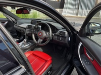 BMW 3シリーズ セダン 320i Mスポーツ_RHD(AT_2.0)