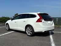 ボルボ V60 D4 SE_RHD(AT_2.0)
