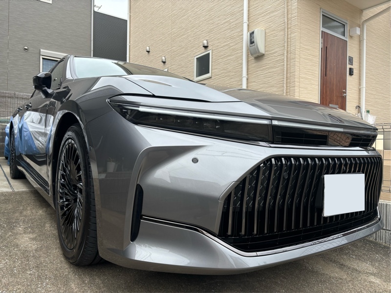 トヨタ クラウン（セダン） Z“ザ・セブンティース”［HEV］(CVT_2.5)