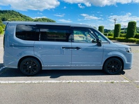 ホンダ ステップワゴンスパーダ e:HEV スパーダ プレミアムライン ブラックエディション_7人乗り (CVT_2.0)