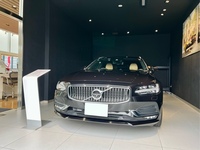 ボルボ V90 D4 インスクリプション_RHD(AT_2.0)