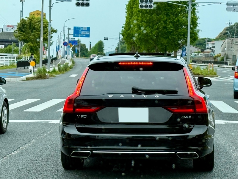 ボルボ V90 D4 インスクリプション_RHD(AT_2.0)