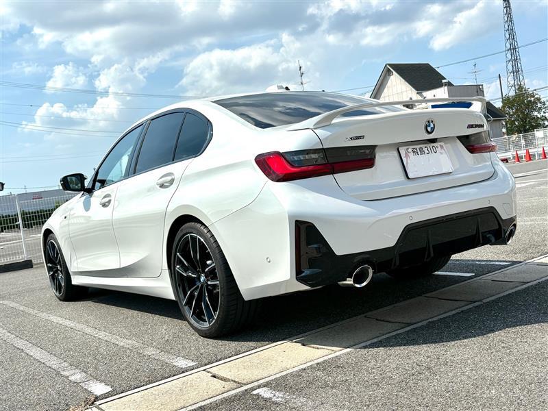 BMW 3シリーズ セダン 320d xドライブ Mスポーツ_RHD_4WD(AT_2.0)