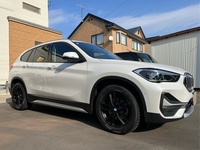 BMW X1 xドライブ 18d xライン_RHD_4WD(AT_2.0)