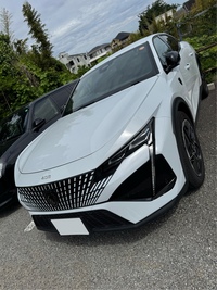 プジョー 408 PHEV GT ハイブリッド_RHD(EAT_1.6)