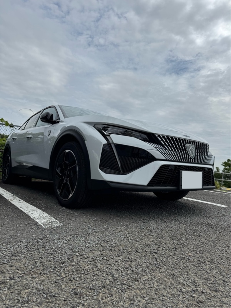 プジョー 408 PHEV GT ハイブリッド_RHD(EAT_1.6)