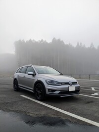 フォルクスワーゲン ゴルフ オールトラック TSI 4モーション_RHD_4WD(DSG_1.8)