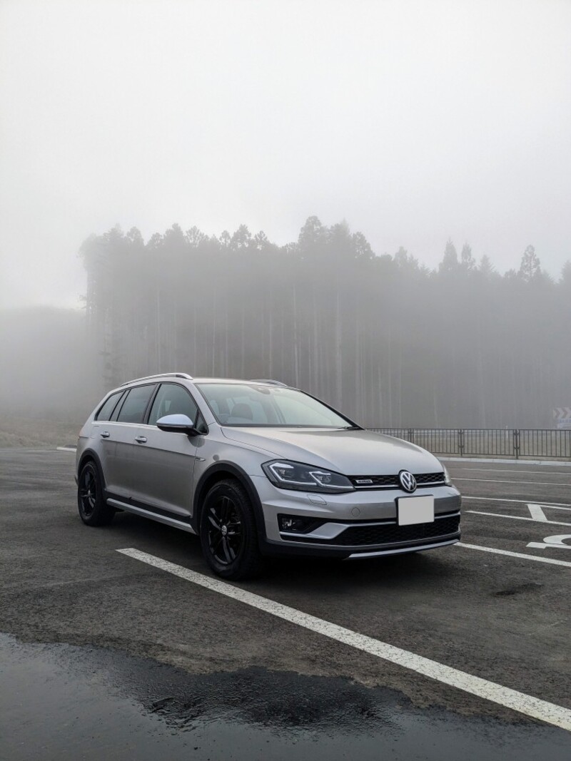 フォルクスワーゲン ゴルフ オールトラック TSI 4モーション_RHD_4WD(DSG_1.8)