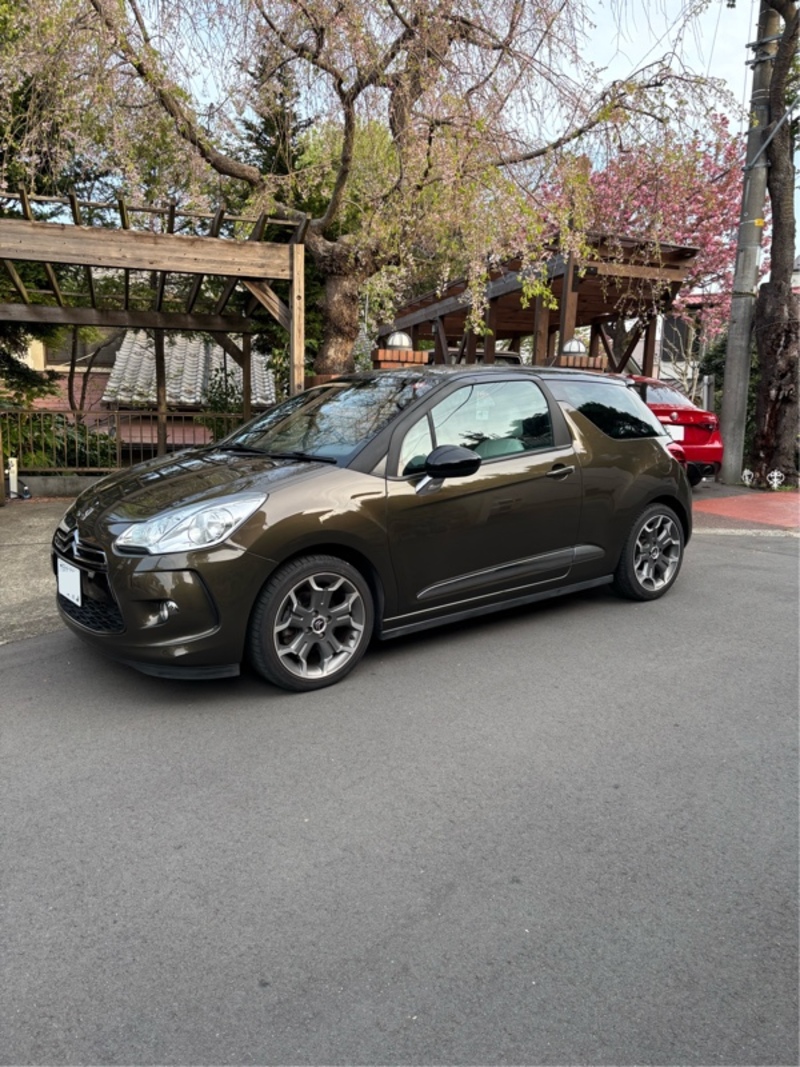 シトロエン DS3 スポーツシック ウルトラプレステージ_RHD(MT_1.6)