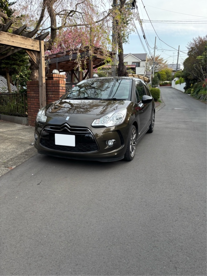 シトロエン DS3 スポーツシック ウルトラプレステージ_RHD(MT_1.6)