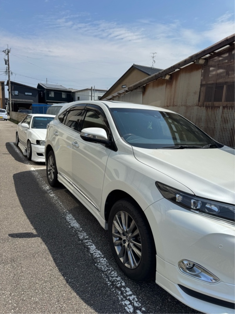 トヨタ ハリアー
