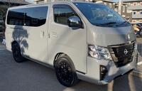 日産 キャラバン バン グランドプレミアムGX ロングボディ 低床_5人乗り_5ドア(AT_2.4_ディーゼル)