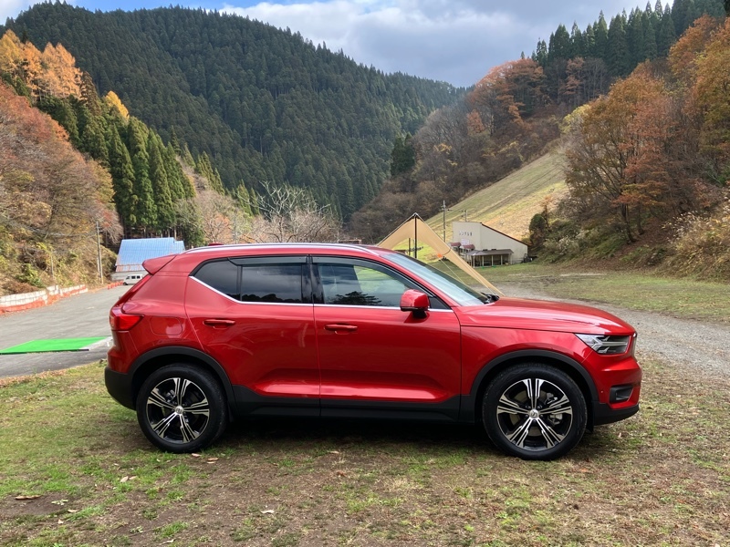 ボルボ XC40 プラグインハイブリッド リチャージプラグインハイブリッド T5 インスクリプション_RHD(DCT_1.5)