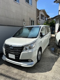 トヨタ ノア ハイブリッド