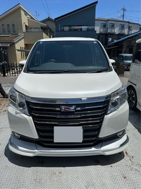 トヨタ ノア ハイブリッド