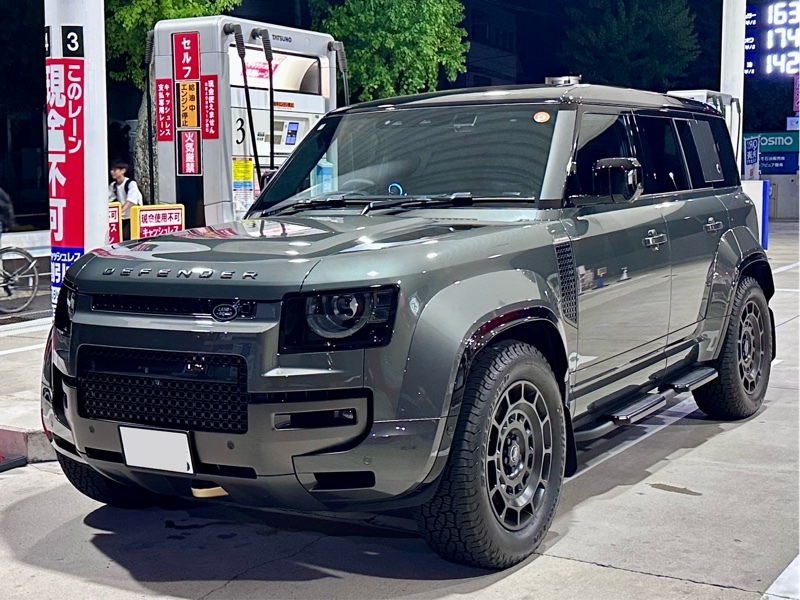 ランドローバー ディフェンダー 110 オクタ エディションワン P635_RHD_AWD(AT_4.4)