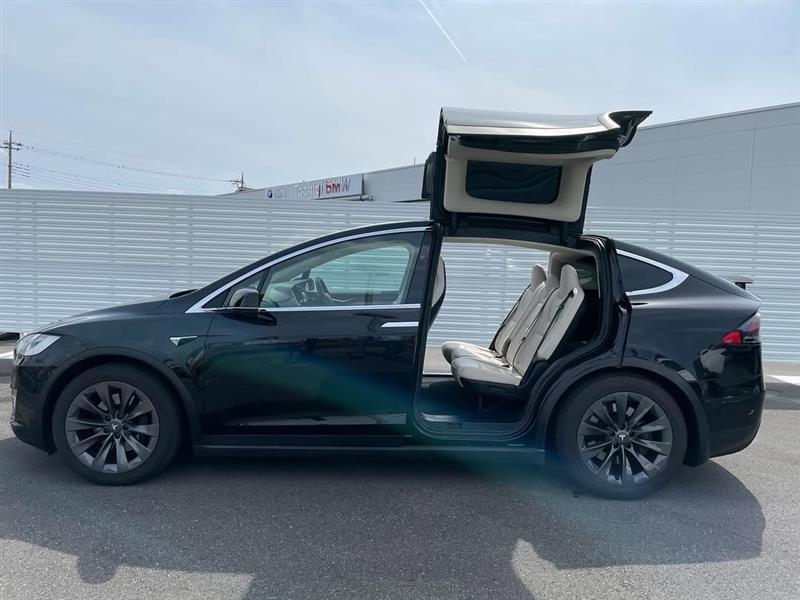 テスラ モデルX P100D_RHD_AWD