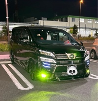 トヨタ ヴェルファイア ゴールデンアイズ III_7人乗り(CVT_2.5)