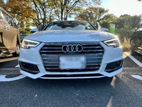 アウディ A4 （セダン） A4 ブラックエレガンス_RHD(AT_1.4)