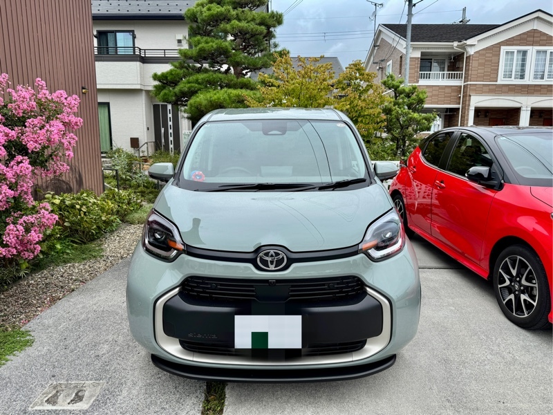 トヨタ シエンタ ハイブリッド Z_5人乗り(CVT_1.5)