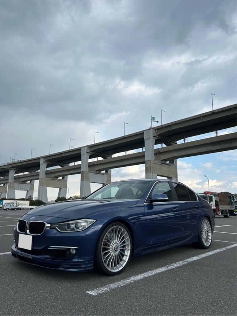 BMWアルピナ B3 リムジン_LHD(AT_3.0)