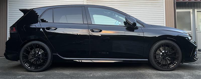 フォルクスワーゲン ゴルフ R R ブラックエディション_RHD_4WD(DSG_2.0)