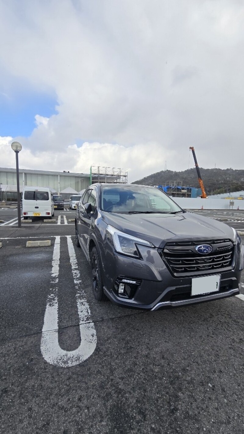スバル フォレスター スポーツ_AWD（CVT_1.8）