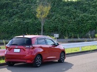 ホンダ フィットハイブリッド e：HEV ホーム(CVT_1.5)