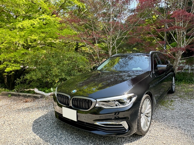 BMW 5シリーズ ツーリング 540i xドライブ ツーリング ラグジュアリー_RHD_4WD(AT_3.0)