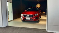 ボルボ XC60 プラス B5_RHD(AT_2.0)