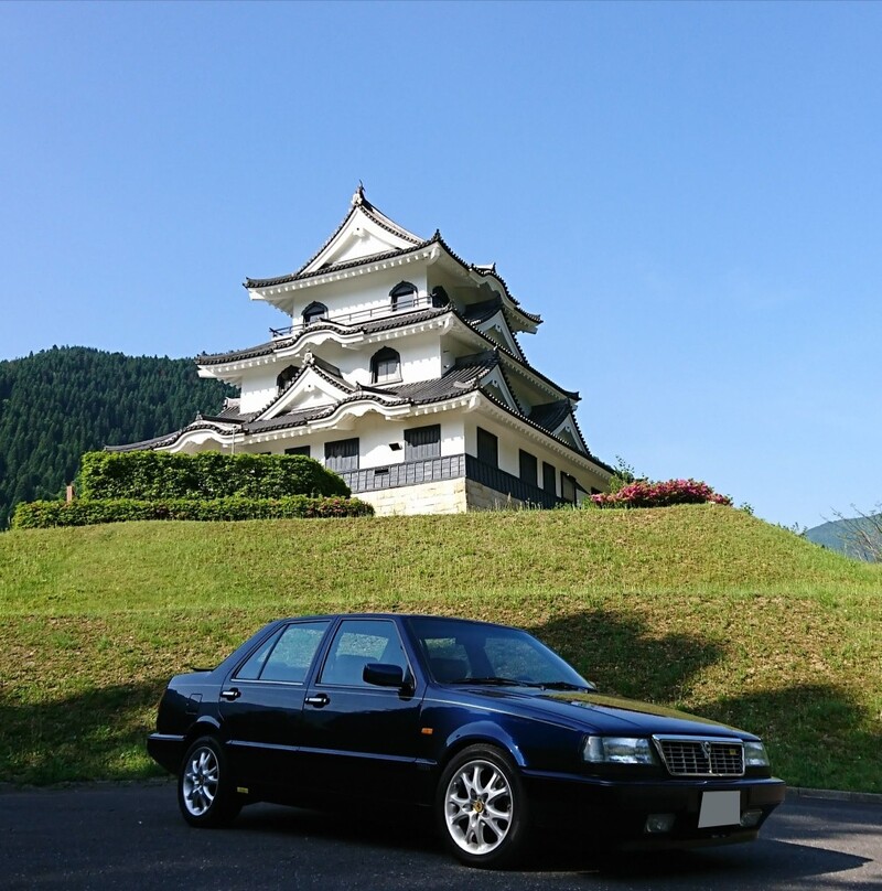 ランチア　テーマ　E-A834 純正　新型車の紹介　1990年 Tipo】80～90年代の”地味シブセダン”に乗ろう!! デルタ譲りの4WD