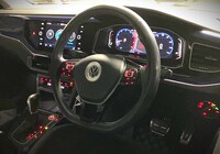 フォルクスワーゲン ポロ TSI Rライン_RHD(DSG_1.5)