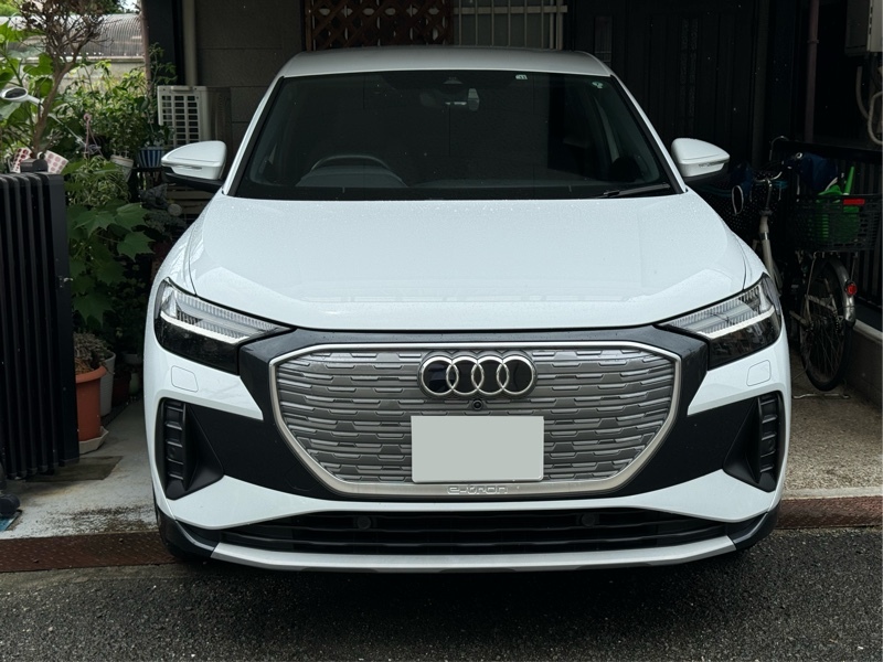 アウディ Q4 e-tron Q4 40 e-tron アドバンスト_RHD(AT)