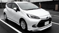 トヨタ アクア Z(CVT_1.5)