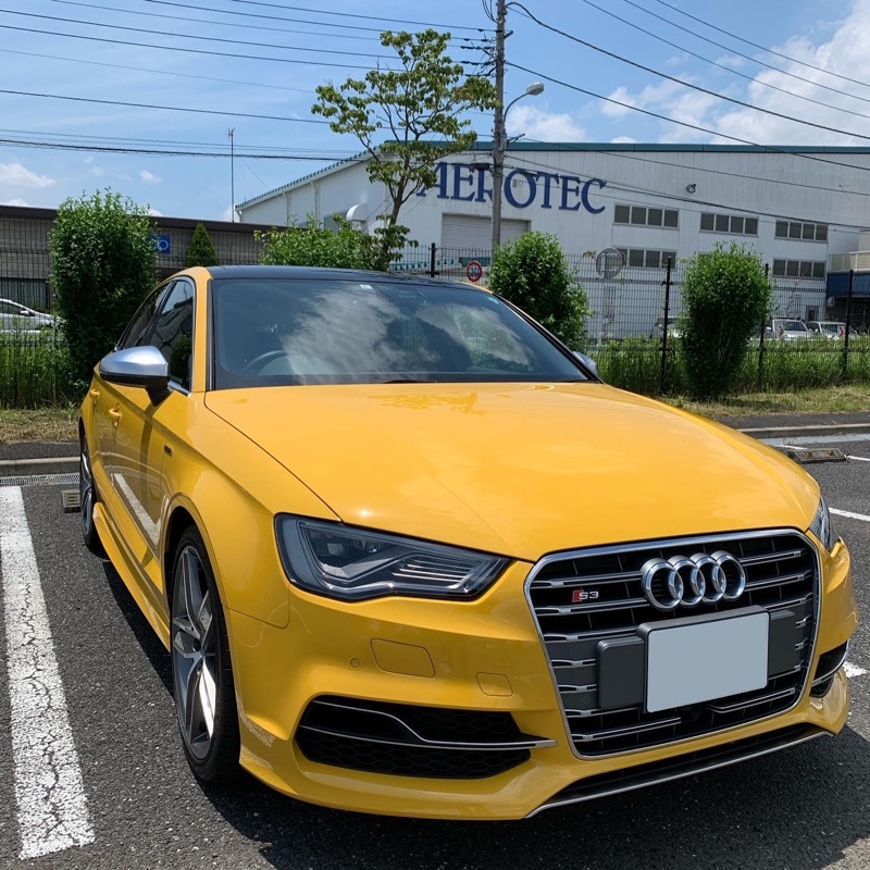 アウディ S3（セダン） セダン YANASE 100th limited edition ポルシェ スピードイエロー_RHD_4WD(AT_2.0)