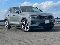 ボルボ XC40 アルティメット B4 AWD_RHD_AWD(DCT_2.0)