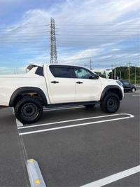 トヨタ ハイラックス Z_4WD(ECT_2.4)