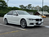 BMW 3シリーズ セダン 320i xドライブ Mスポーツ スタイルエッジ_RHD_4WD(AT_2.0)
