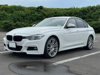 BMW 3シリーズ セダン 320i xドライブ Mスポーツ スタイルエッジ_RHD_4WD(AT_2.0)